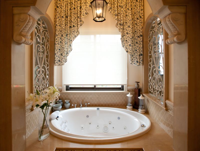 Spa-Style Bathtub